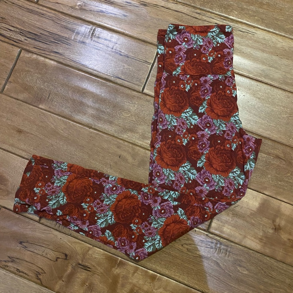 Matilda Jane Secret Fields Mountain Rose Floral Leggings Woman’s Medium